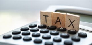 Tax authorities warn of pain without PAN