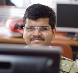 Indian_man_working_at_compu