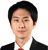 杨奕 BLAKE YANG 君悦律师事务所资深律师 Senior Associate MHP Law Firm
