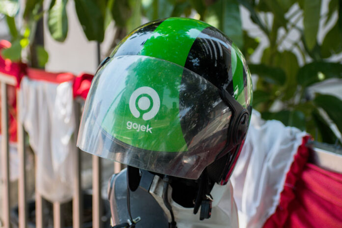 Gojek-ride-hailing-apps-indonesia