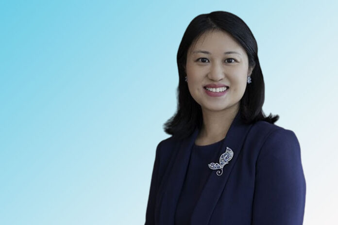 Simmons-gets-new-HK-head-L