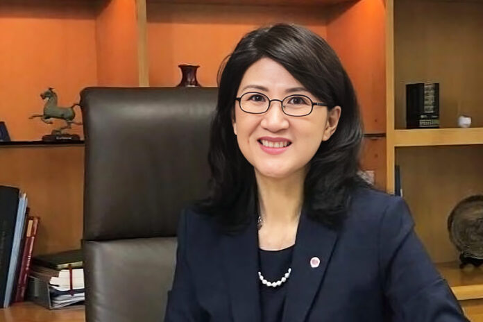 彭韵僖加盟天达共和
