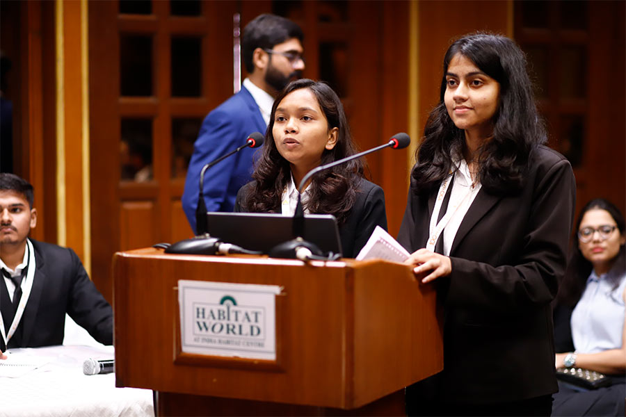 CV-Raman-hologram-graces-Anand-and-Anand-centenary-event-L2