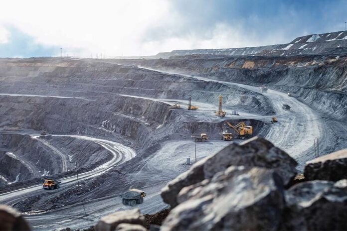 Four-law-firms-counsel-on-privatisation-of-Yitai-Coal