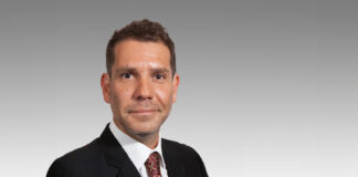 Mark Bennett joins Hogan Lovells