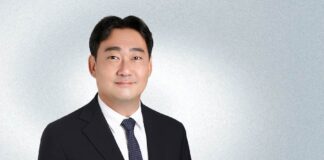 Yoon & Yang Hired Joseph Lee