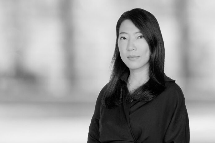 White & Case hired Cindy Riswantyo
