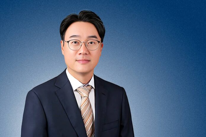 Yulchon-lands-Busan’s-former-senior-prosecutor-for-Seoul-L Yulchon-lands-Busan’s-former-senior-prosecutor-for-Seoul-L