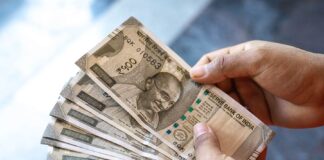 Mutual fund distributors trail commissions
