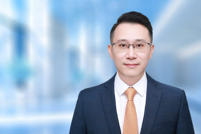并购与股权专家加入杨杨
