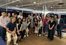 ACCHK kicks off summer with a junk boat outing (1)