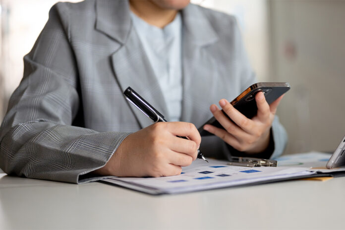 Essential roles of arbitration case managers