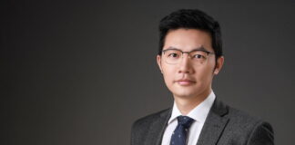 Simmons & Simmons Adds Richard Li