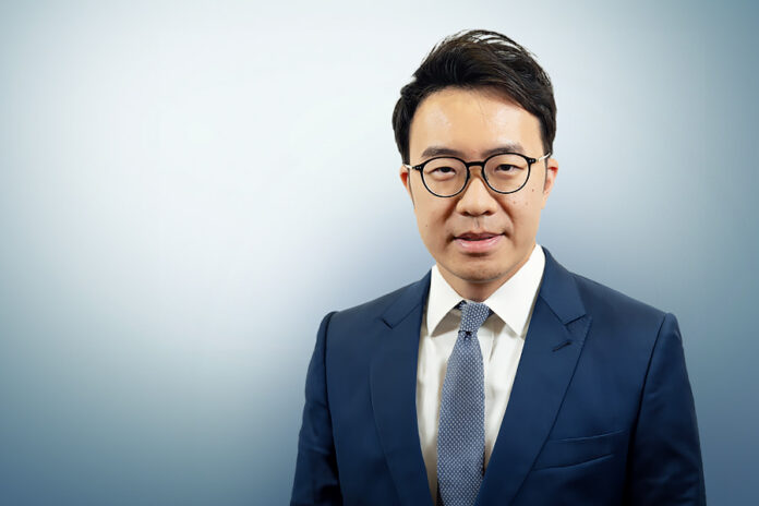 Freshfields Hong Kong Hires Tony Chow