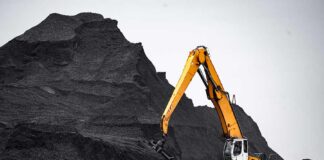Quartet leads Australia coal mine sale