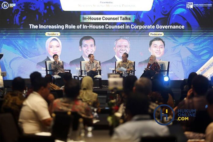 Summit,-awards-celebrate-Indonesian-in-house-excellence
