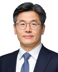 Sung Tae Kim