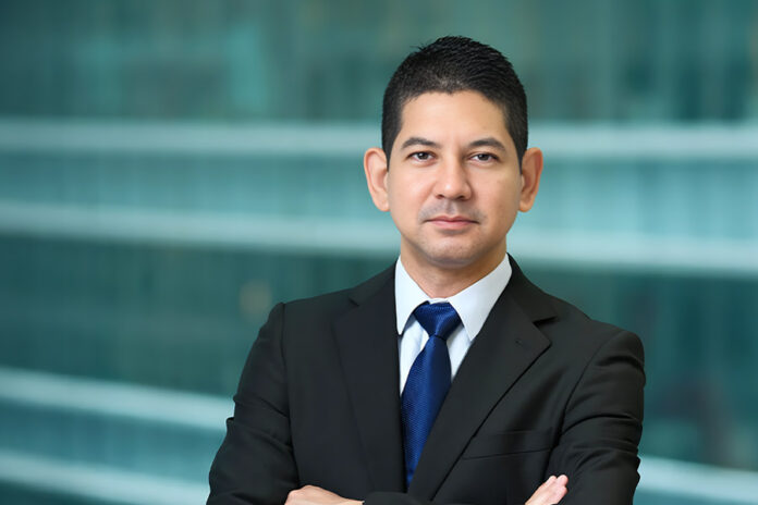 Incisive Law recruits Walter Alexander